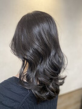 【Dans Dix ans】ツヤも透け感も欲しい欲張りガール必見ヘア☆