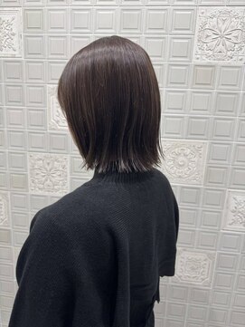 ルシエ(LUCIE) 切りっぱなしボブ