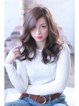 アドール(ADOR) 外国人風カラー