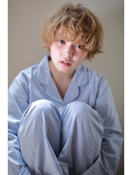 ラべリー 池袋(LOVELEY) 切りっぱなしボブ   ヘアカラー　【池袋】