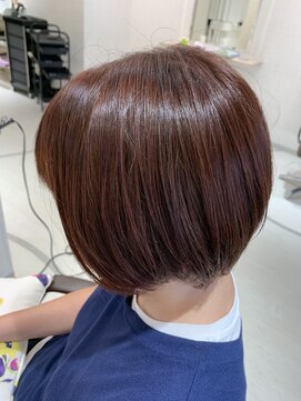 ヘアーサロン ビーネ(Hair salon Bi-ne) 大人ひし形ショート