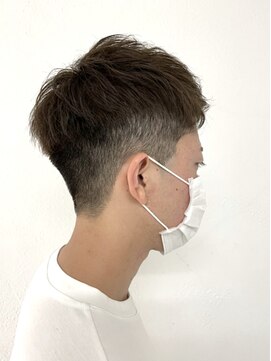 アングゥ ウル(ungu ul) グラデーションツーブロック