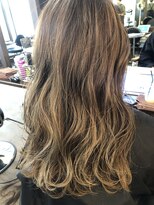 ボウ(BOW)&nbsp;アディクシーハイトーン×無造作ハイライト