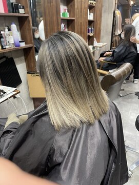 ラフ(LAFF) #黒髪#ボブルフ#ネビージュ#小顔#ワンレン