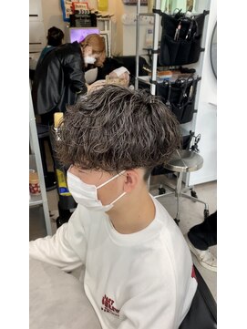 ヒビヲ(HIBIO) 波巻きスパイラルパーマメンズパーマメンズマッシュメンズヘア