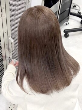 ウィコ 新宿(WICO) スモーキーグレージュ[新宿駅/アースカラー/ツートーンカラー]