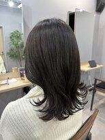 カミエ(kamie)&nbsp;【大人フェミニンなレイヤーカット】