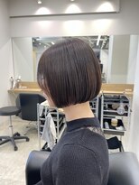 イヴォークトーキョーオーサカ(EVOKE TOKYO osaka)&nbsp;プツッとボブ 切りっぱなし 内巻き 簡単セット 抜け感 おしゃれ