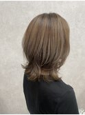 外はね ベージュ