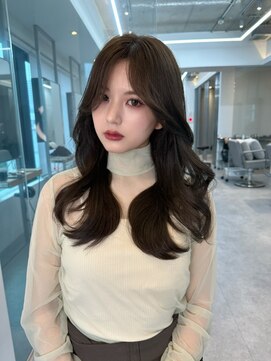 フィル 横浜(fil) ブルーブラック_ラベンダーアッシュストレートヘア