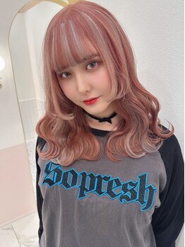 【可愛いヘアスタイル専門店】ときめく柔らかくとろけるような絶妙カラーで思わず触れたくなる雰囲気を演出