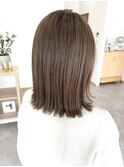 シアーグレージュ×外ハネ