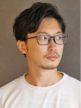 ポルテオムプレス(PORTE HOMME PRES) パーマかき上げナチュラルショート