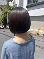 ロイジー(roijir) 【表参道 roijir】レッドブラック×切りっぱなしボブ