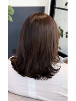 オーケストラ(Orchestra)&nbsp;くびれレイヤー　グレイカラー白髪ぼかし40代50代