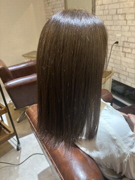 ヘアーアトリエルキナ(hair atelier LUCINA) オリーブベージュ