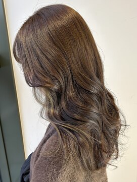 ラシェンテ 旧居留地(La Sente) 透け感カーキベージュ/イヤリングカラー