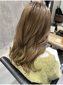 ナチュラルベージュ