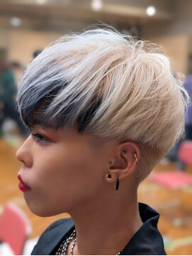 アース 菊名店(HAIR&MAKE EARTH) スパイキーショート