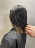 柔らかいベージュカラー × ブリーチ