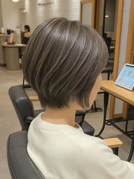 ヘアーカッティングガーデン ジャック モアザン 梅田店 ボブ/ショートボブ/ハイライト/20代/30代/大人女性/白髪ぼかし