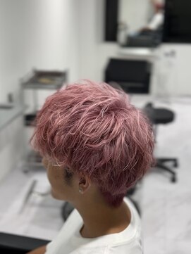 レイズ ルーツ 名古屋 名駅店(RAYS ROOTS) ピンクベージュカラー