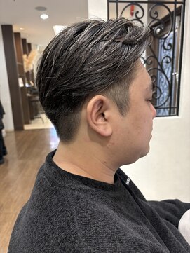 ヴィサージュジョイン(VISAGE join) フェード×かき上げスタイル