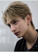 ハイライトミルクティーベージュツーブロックメンズマッシュ