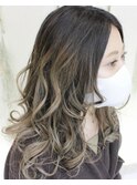 アッシュベージュカラー