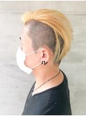 個性派さん★明るめカラー×刈り上げスタイルでおしゃれに♪