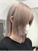 ホワイトベージュ[新宿駅/ホワイトグレージュ/ネビージュ/美髪]
