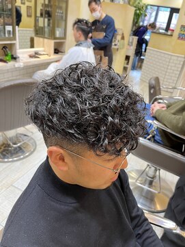 グルーマーズトウキョウ(GROOMER/S TOKYO) スペインカール　GROOMERSTOKYO 太田