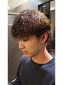 ダレ感がカッコいいハネない波巻きパーマ