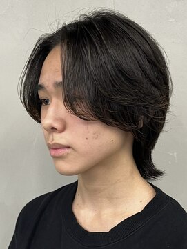 ラヴィズムバイフィフス(LUVISM by fifth) 万代メンズボブセンターパート波巻きスパイラルパーマウルフ30代