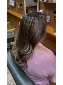 ロングレイヤーブリーチカラーシャドウルーツブロンドカラー