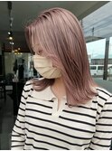 大人シアーベージュミニウルフボブミディアムレイヤー