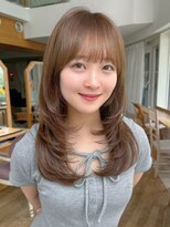 バイオレット ヨコハマ(Violet Yokohama)&nbsp;ミディアムレイヤーカットワイドバングモカブラウンTK-65