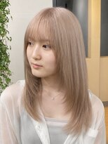 ユウル 横浜(juhl.)&nbsp;ミルクティーカラーブリーチダブルカラー顔まわりレイヤーカット