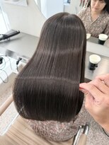 キュア 池袋(CURE)&nbsp;7トーン透明感ヘーゼルグレージュ×髪質改善ストレート #129
