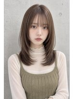 ヌフ(neuf) 大人かわいいミディアムレイヤー×透明感グレージュ