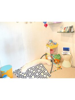 【時短＆丁寧な施術で忙しいママの味方】お子様がのんびり遊べるキッズスペースあり◎
