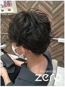 ヘアメイクゼロ 坂戸駅前店(hairmake zero) メンズ マッシュパーマ アッシュブラック 10代20代30代