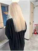 抜きっぱなしブロンド×ロングレイヤー×ぱっつんロングヘア