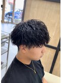 刈り上げツーブロックツイストスパイラルパーマ