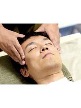 丁寧なカウンセリングでメンズならではの悩みも解決！スキャルプで頭皮の汚れをすっきり健康に★