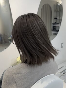 サンク(SANC) グレージュカラー