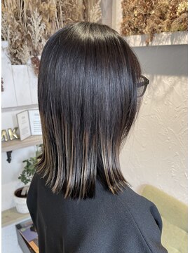 フロール(florun) プレイリングカラー×外ハネボブ