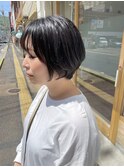 ショートボブ