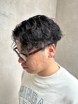 インフィニティー infinity HAIR SPACE BLOOM 波巻きパーマ/メンズパーマ/メンズマッシュ/センターパート