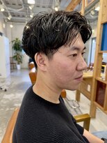 ジジ 宇都宮(Gigi)&nbsp;シャドウパーマ/刈り上げセンターパート/リバースセンターパート